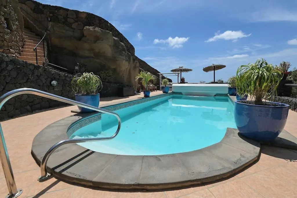 Castillo Lanzarote Villa Antonia Tias